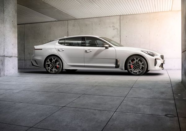 kia-stinger-gt-9-autovisie-nl