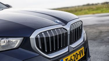 Mercedes-EQE, BMW i5, zakensedan, elektrisch
