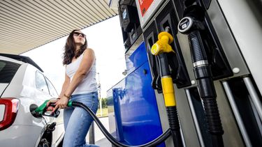 EU brandstofmotor verbrandingsmotor elektrische auto EV