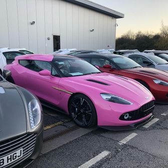 Aston pink