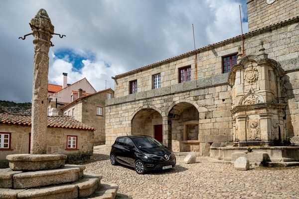 In Portugal krijg je een gratis auto als je op vakantie gaat, dit is hoe