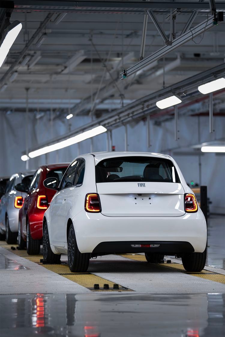 Fiat 500 hybride benzine handbak
