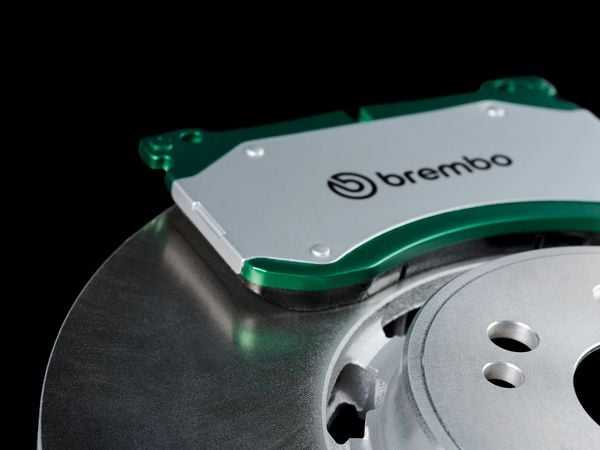Van remstof krijgen we longkanker en astma: Brembo heeft nu de oplossing