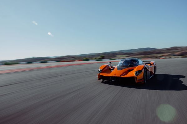 Portugees merk komt nu met 3,5-liter V6-supercar voor de straat: dit kost hij