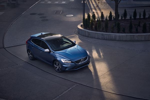 Volvo_V40_Polar_14 autovisie