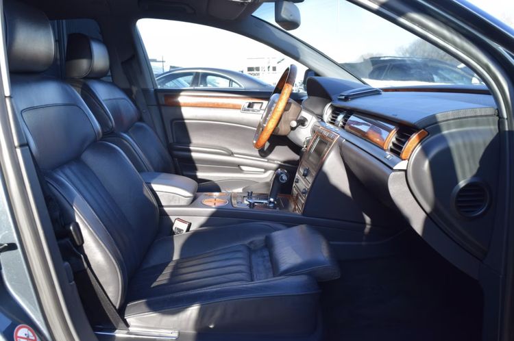 Volkswagen Phaeton luxe auto sedan occasion tweedehands auto