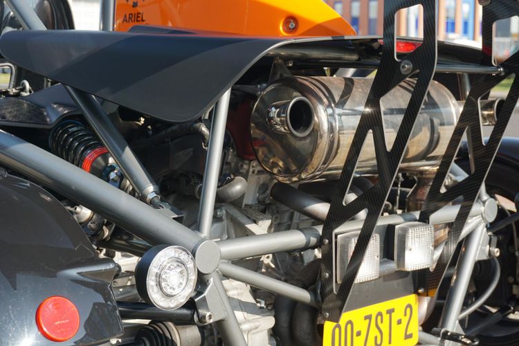 Met deze pure raceauto mag je gewoon op de openbare weg, ariel atom