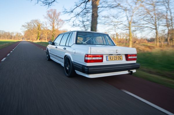 Volvo 740 T5 engineswap