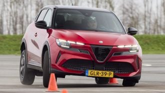 Alfa Romeo Junior vs. Mini Aceman: eindelijk echt leuke EV's?