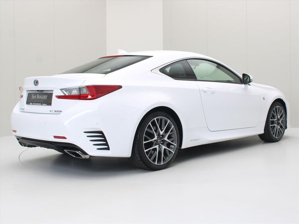 Lexus RC 300h