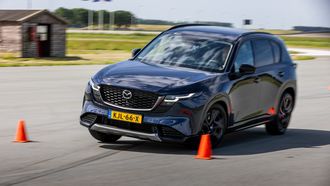 Mazda CX-5 tijdens de uitwijkproef