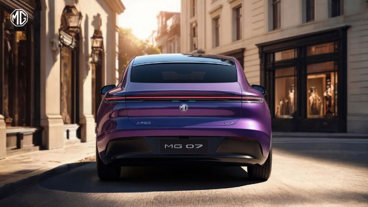 Porsche-design voor 25.000 euro: MG 07 lijkt op Taycan, maar heeft wél een brandstofmotor