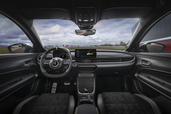 Abarth 600e Turismo