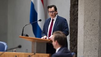 Pieter Grinwis ChristenUnie D66 youngtimer youngtimerregeling handelaren auto auto's bijtelling