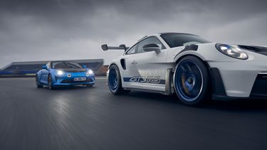 Porsche 911 GT3 RS, Alpine A110R