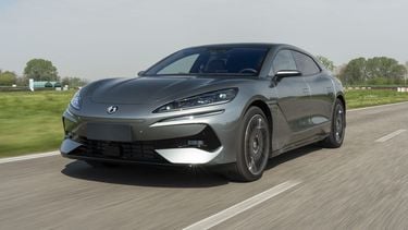 Review Denza Z9GT: is dit de Panamera-concurrent van BYD?