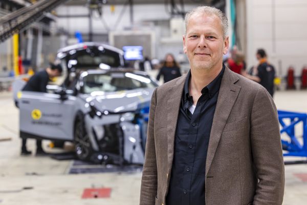 Richard Schram, technisch directeur van Euro NCAP crashtest auto auto's veiligheid ADAS rijassistentie rijhulp systemen ADDW Advanced Driver Distraction Warning