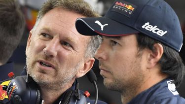 2022-08-27 15:49:31 Red Bull Racing's British team chief Christian Horner (L) speaks with Red Bull Racing's Mexican driver Sergio Perez (R) ahead of the qualifying session for the Belgian Formula One Grand Prix at Spa-Francorchamps racetrack in Spa, on August 27, 2022. 
Geert Vanden Wijngaert / POOL / AFP