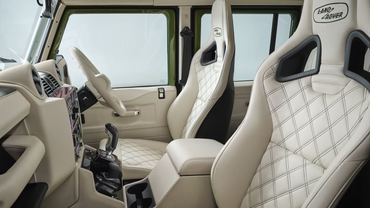 Land Rover Defender