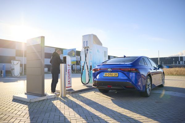 benzine, waterstof, accuswappen, hybride, elektrisch, goedkoopst