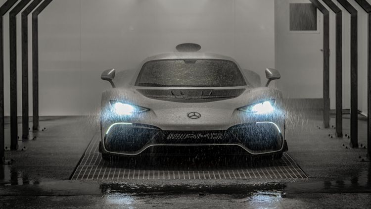 mercedes-amg one prijs onderhoud motorkap wiel Gercollector