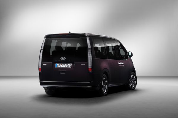 Hyundai Staria electric