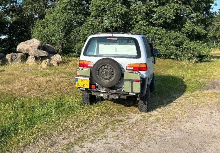 Mitsubishi L400 4x4 camper kampeerauto offroad occasion tweedehands