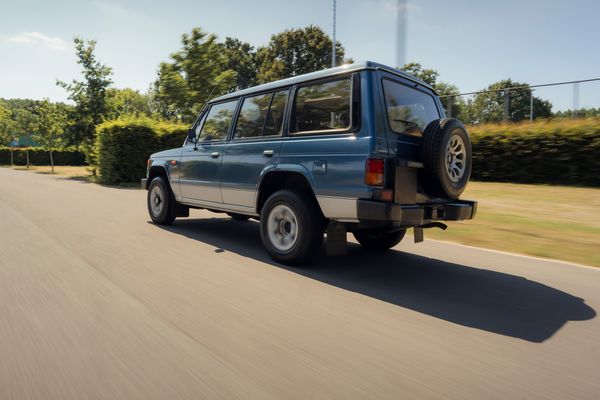 Jeep Cherokee XJ Mitsubishi Pajero 4x4 offroad occasion tweedehands auto
