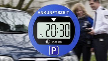 Voorkom forse boete: elektronische blauwe parkeerschijf stelt automatisch tijd in en is legaal in Nederland