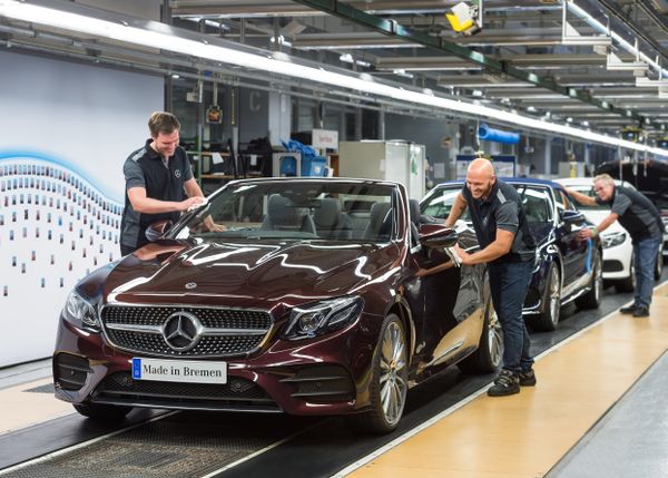 Mercedes-Benz E-Klasse Cabriolet Mercedes-Benz Werk Bremen: Produktion des neuen E-Klasse Cabriolets gestartet