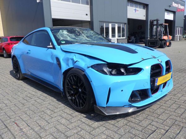 BMW M4 CS demo pers persauto schade crash te koop occasion