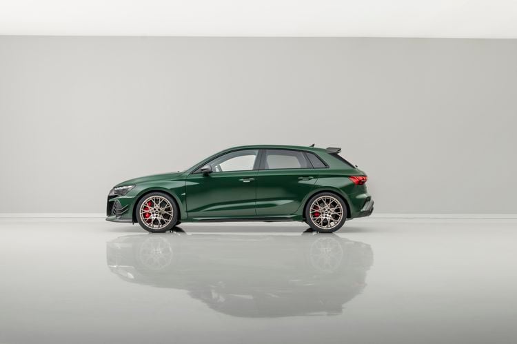 5 cilinders, instelbare schroefset en 400 pk: competition limited is Audi RS 3 voor fijnproeve