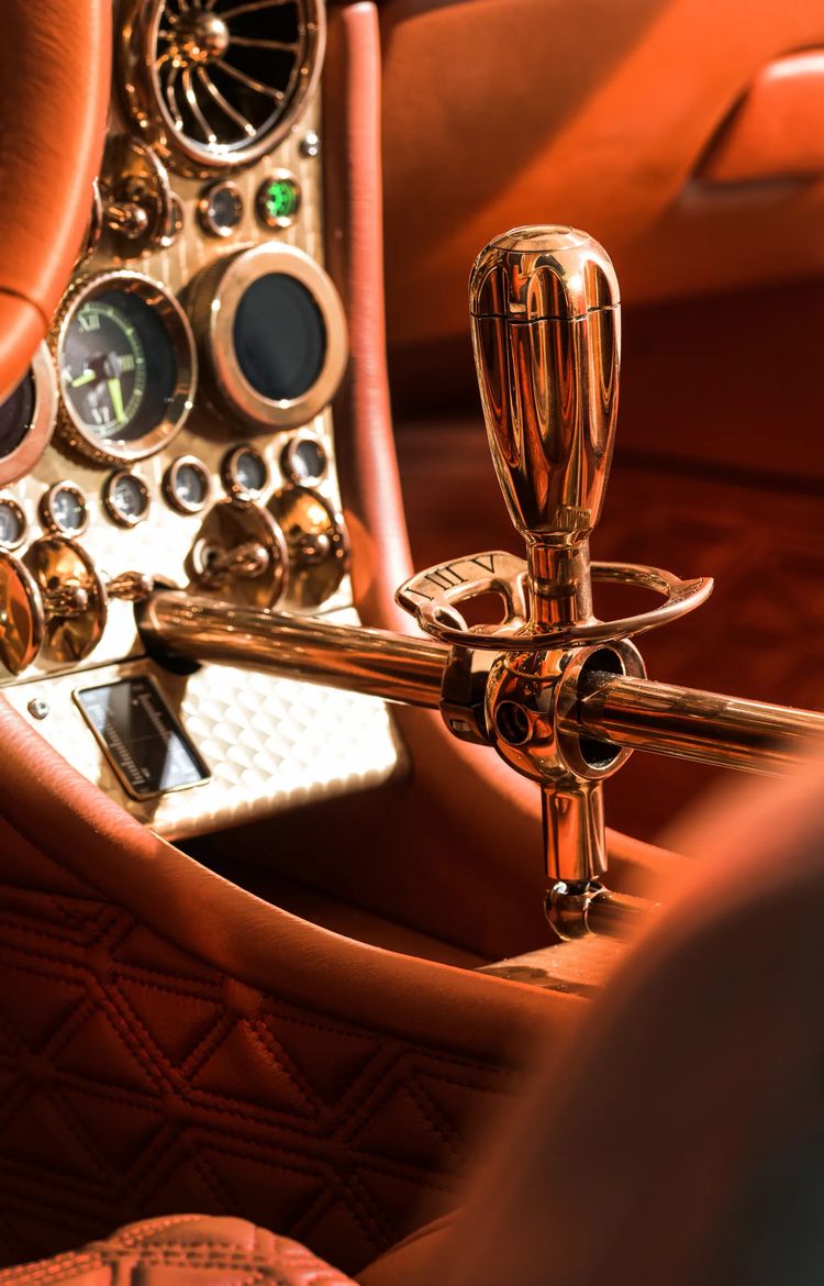 Nederland heeft weer een supercar: dit is de nieuwe Spyker C8 Preliator XXV