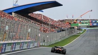 McLaren's Australian driver Oscar Piastri leads during the Formula One Dutch Grand Prix at The Circuit Zandvoort, western Netherlands, on August 31, 2025. 
NICOLAS TUCAT / AFP
