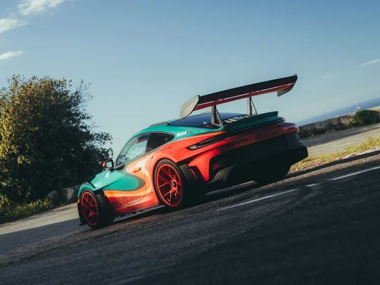 Dua Lipa verkoopt Porsche 911 GT3 RS en dit kost hij