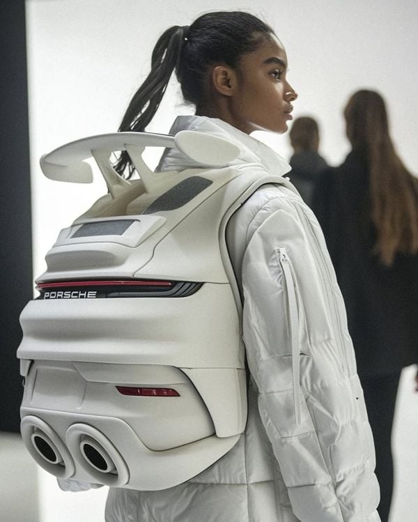 Met deze AliExpress x Porsche-rugzak ben je de coolste op school