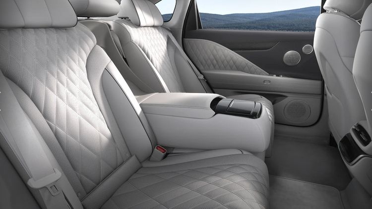 Duik in de Prijslijst Genesis G80