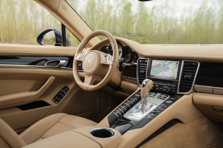 Porsche Panamera S E-Hybrid Fisker Karma occasion PHEV EREV range-extender