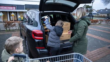 Hoeveel vuurwerk mag je in je auto vervoeren? En vanuit Duitsland of België