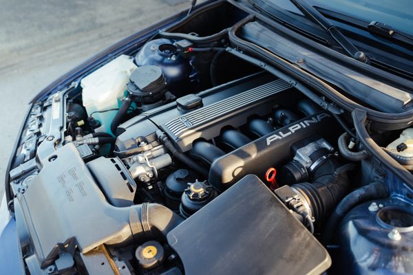 Elektrisch, benzine of diesel: dit soort auto’s gaan volgens onderzoek het langst mee