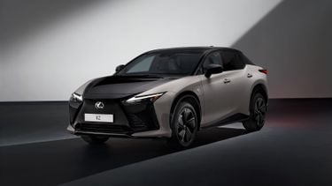 Lexus RZ