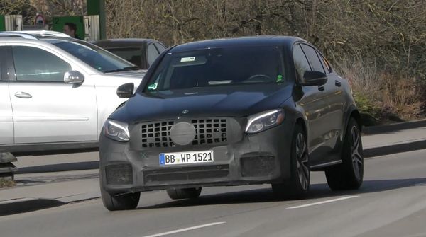 Mercedes-AMG GLC 63 Coupe - WalkoArt - Autovisie.nl