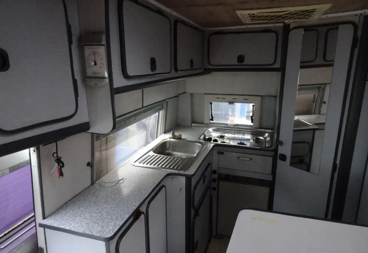 Volkswagen LT 28 kampeerauto camper gen wegenbelasting kampeerwagen motorrijtuigenbelasting