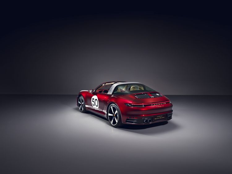 Porsche 911 Targa 4S Heritage Edition Package