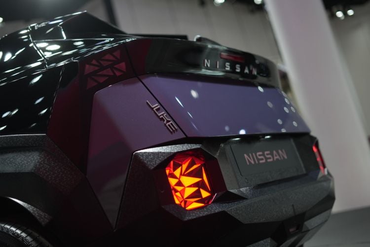 Nissan Juke ev elektrische auto