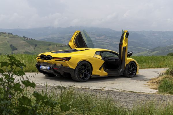 Lamborghini Revuelto onderhoud onderhoudskosten