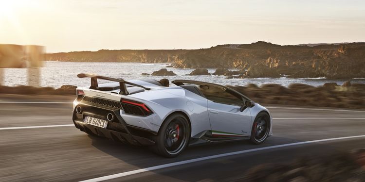 Lamborghini-Huracan-Performante-Spyder-03