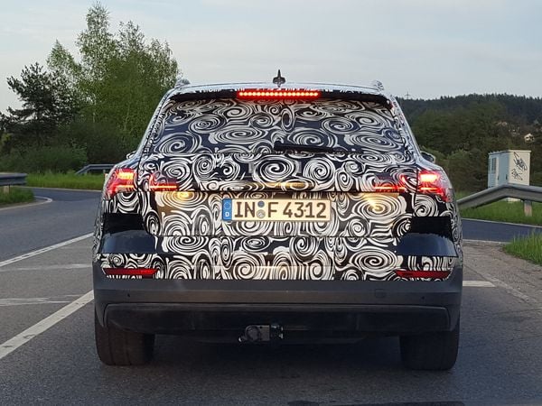 Audi e-tron 20180423_192305