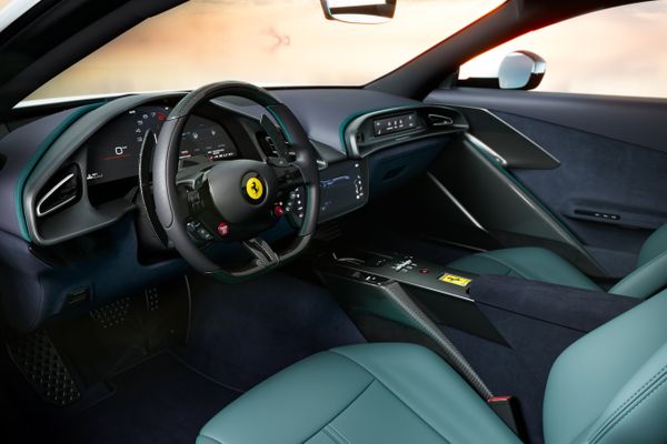 Ferrari Amalfi interior rijhulpsystemen ADAS veiligheid veiligheidssystemen