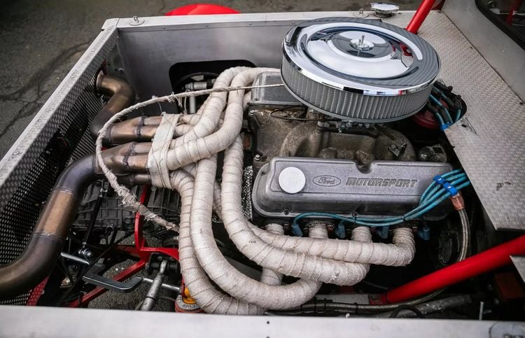 Te koop: Mini met middenmotor-V8